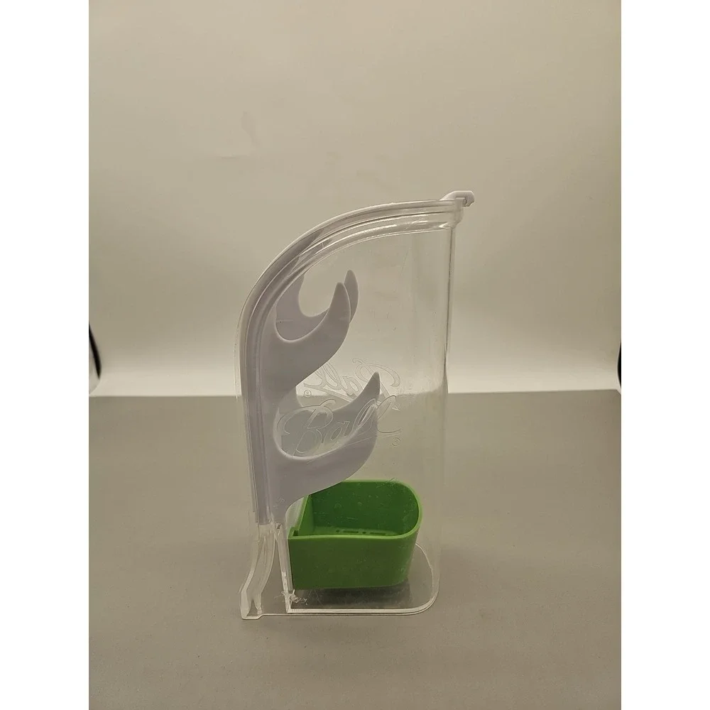 Fresh Herb Keeper container